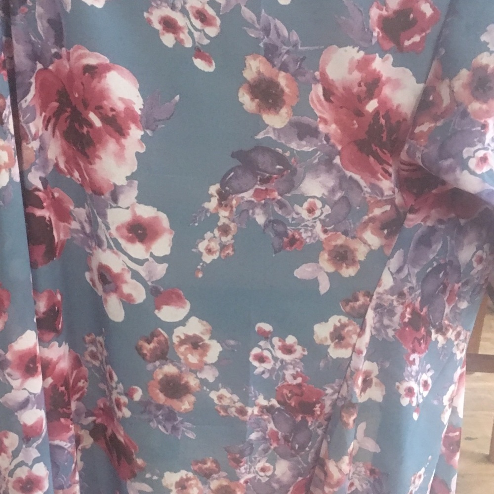 Large unicorn floral Shirley NWT